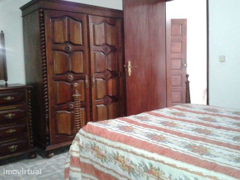 Alugo andar moradia - Grande imagem: 5/12