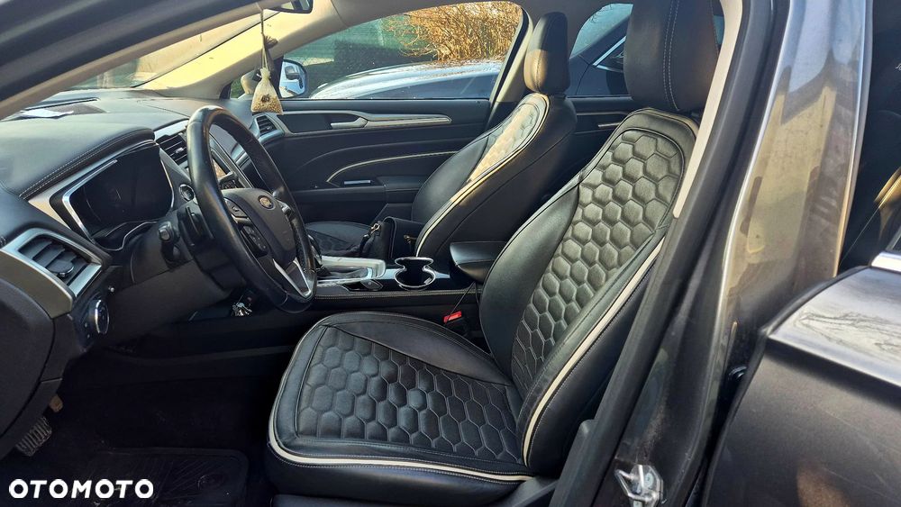 Ford Mondeo Vignale 2.0 EcoBoost - 9