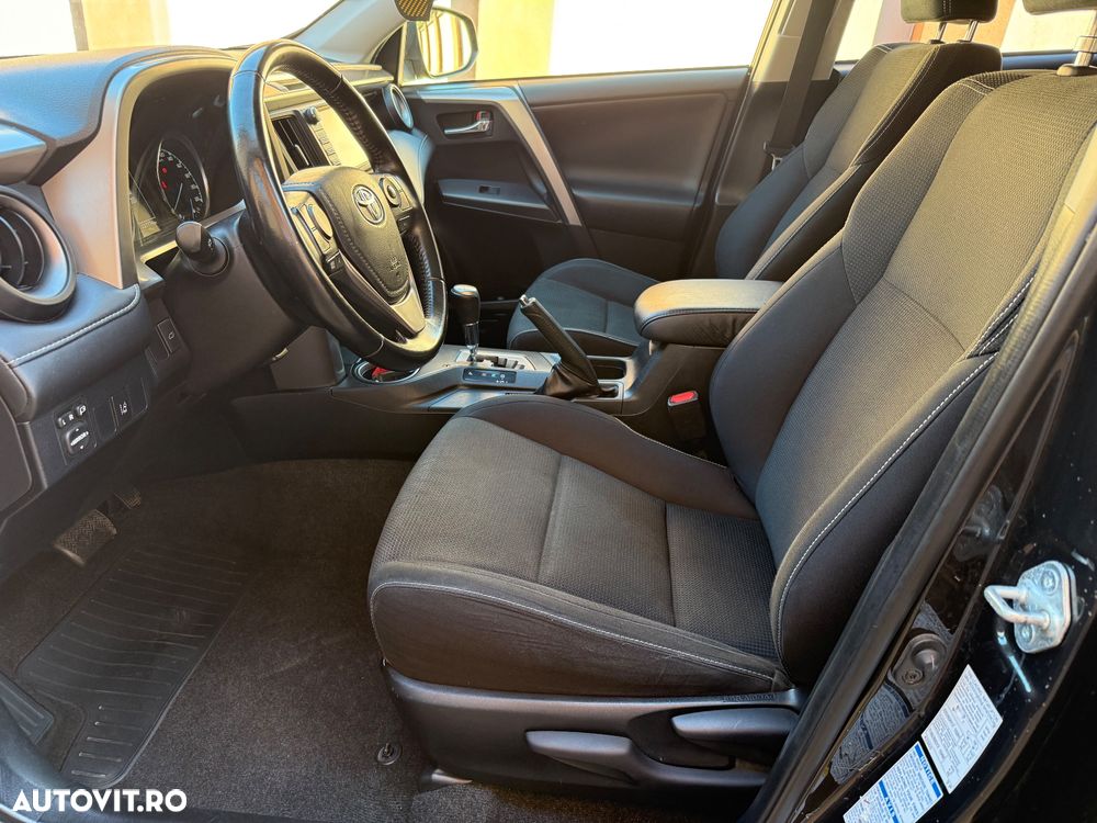 Toyota RAV4 - 16