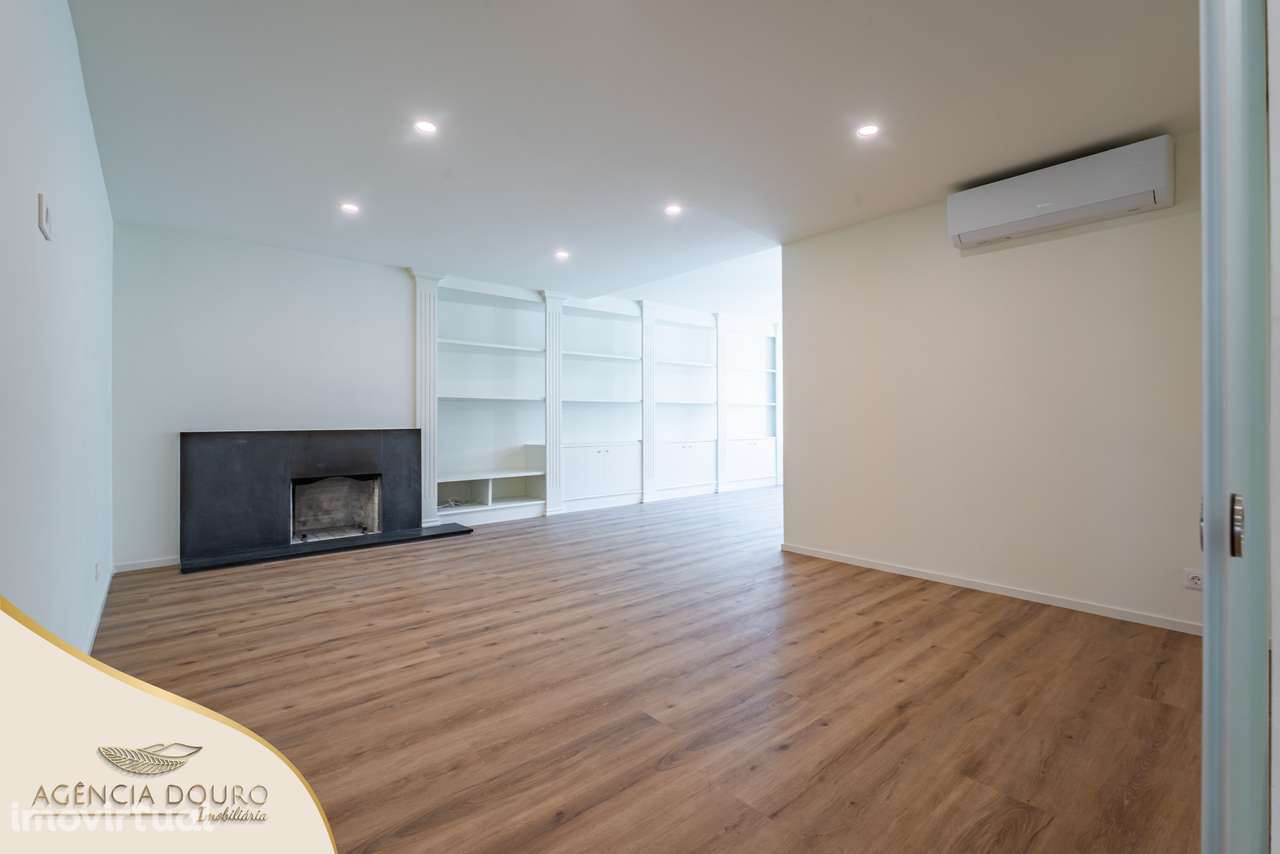 Apartamento T4 na Foz para arrendamento - Grande imagem: 2/27