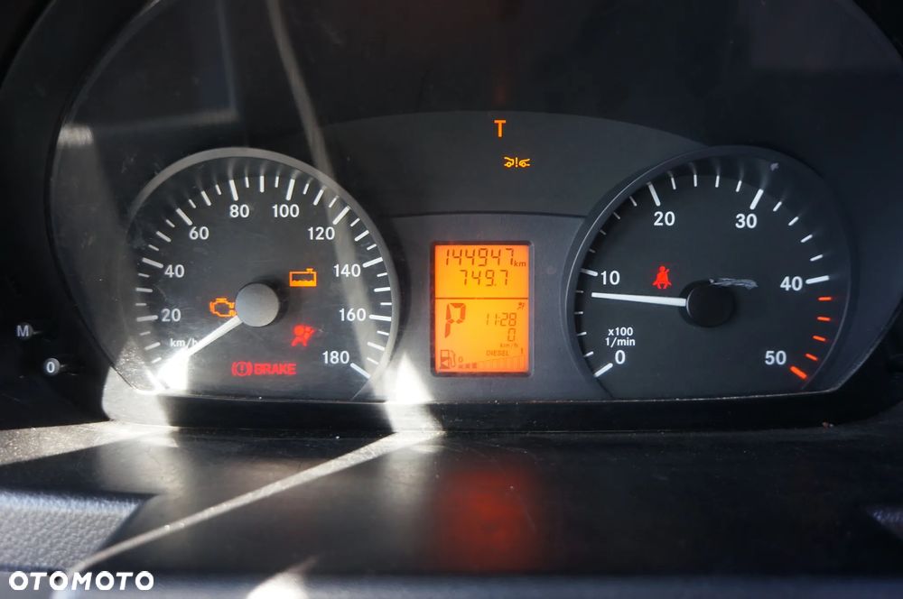 Mercedes-Benz SPRINTER - 22