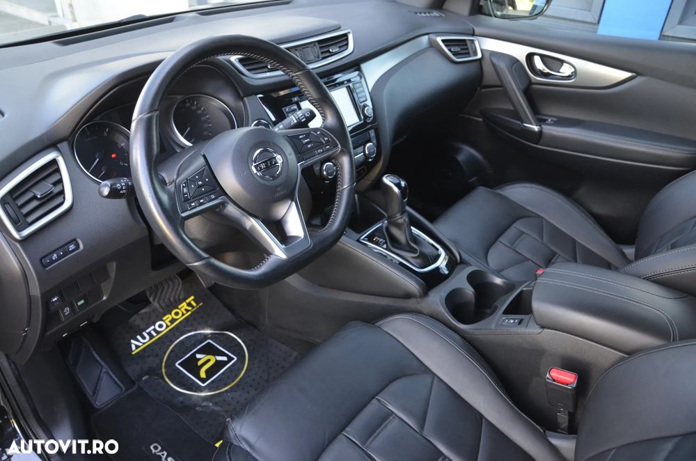 Nissan Qashqai 1.6 DCI Xtronic TEKNA+ - 9