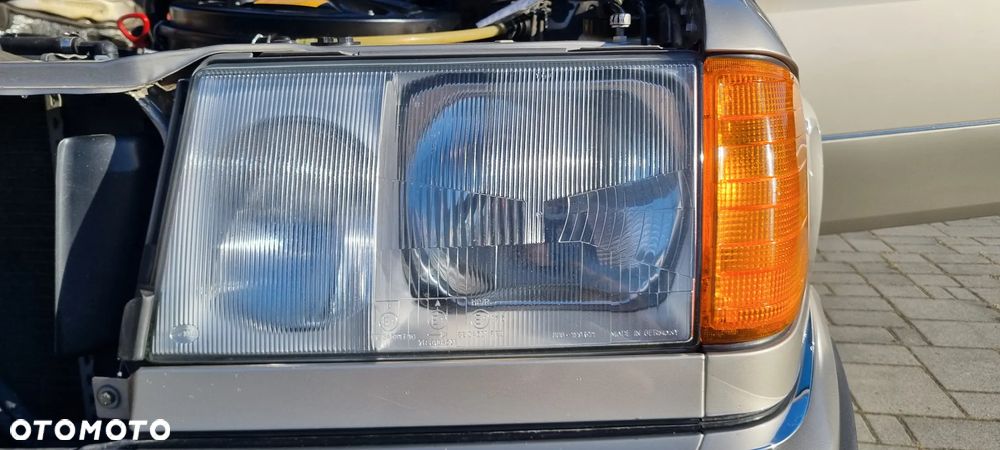 Mercedes-Benz W124 (1984-1993) - 13