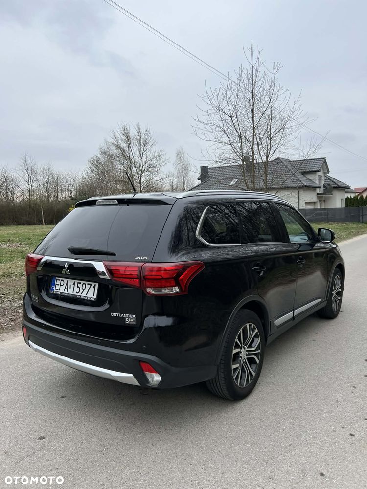 Mitsubishi Outlander 2.0 Instyle Navi CVT - 1