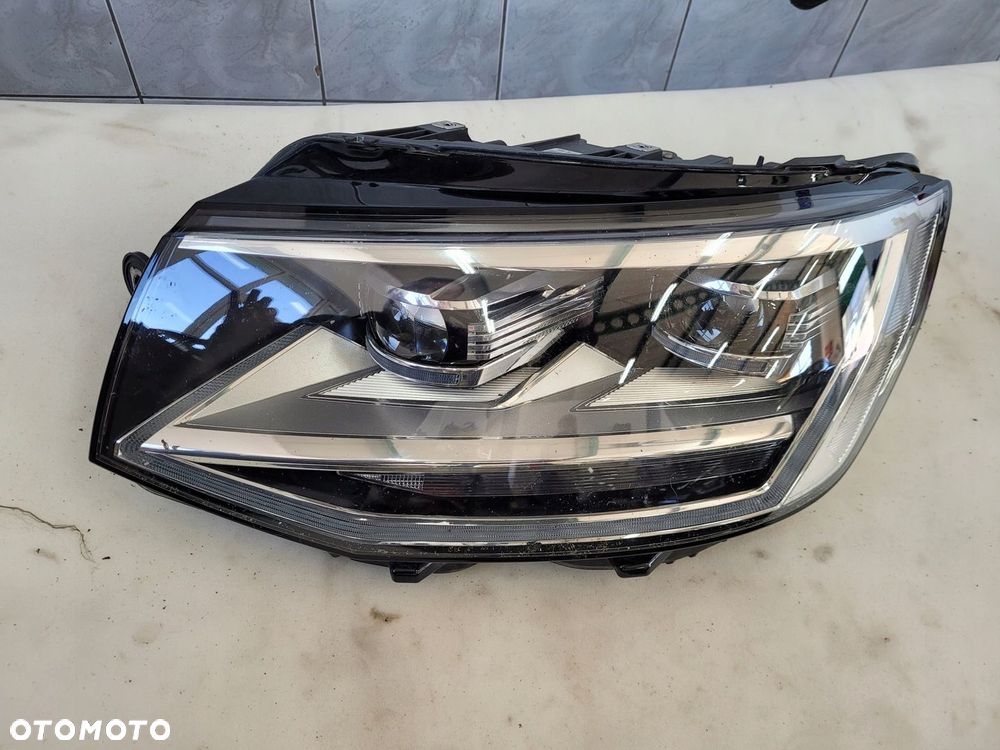 LAMPA LEWY PRZÓD VW MULTIVAN 7E1941035 - 1