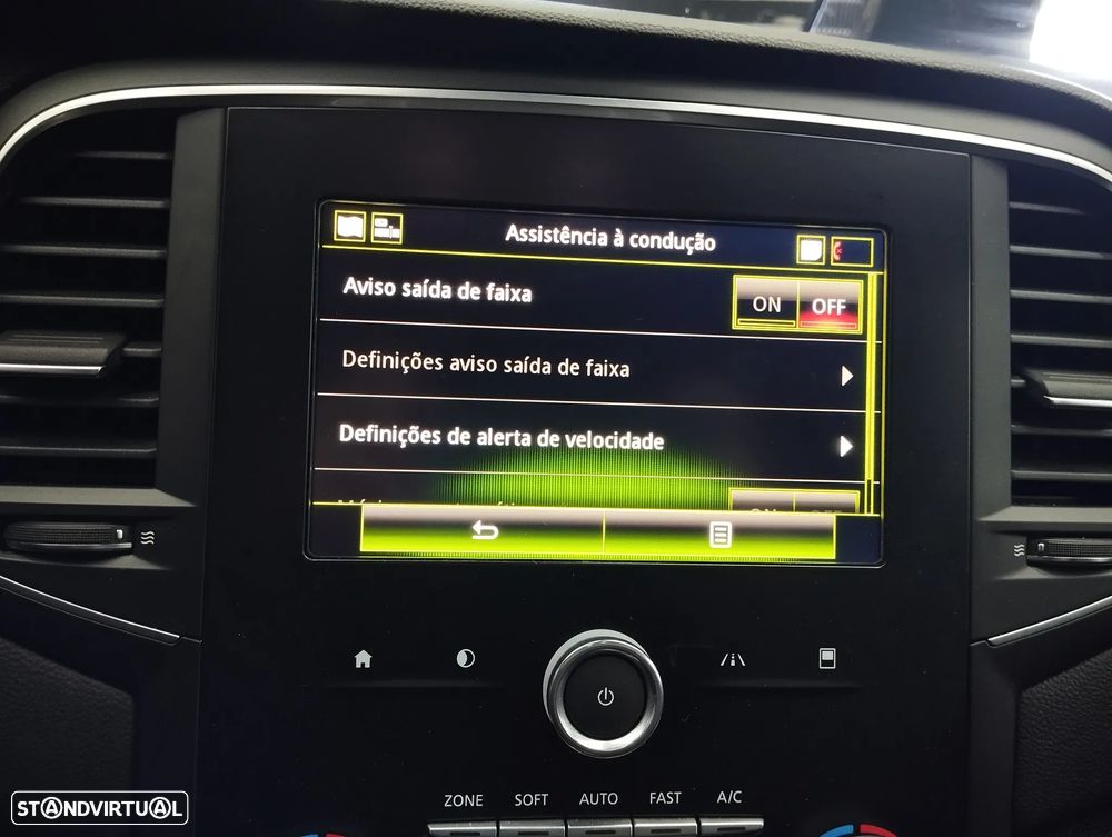 Renault Mégane Sport Tourer 1.5 dCi GT Line - 26