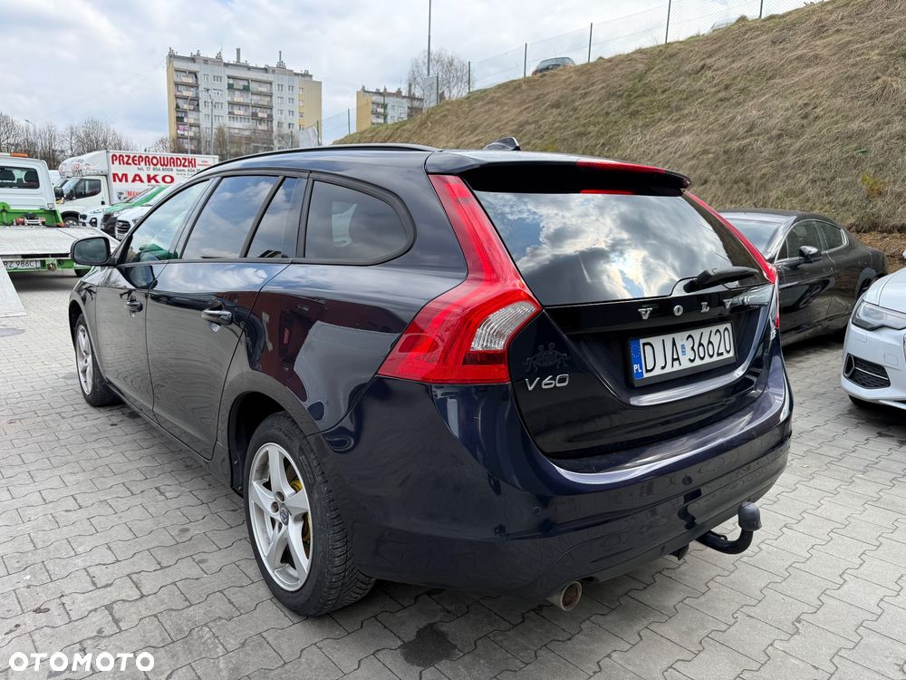 Volvo V60 D2 Drive-E Base - 3