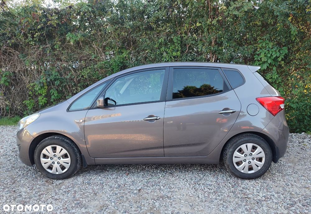 Hyundai Ix20 2014 photo 2