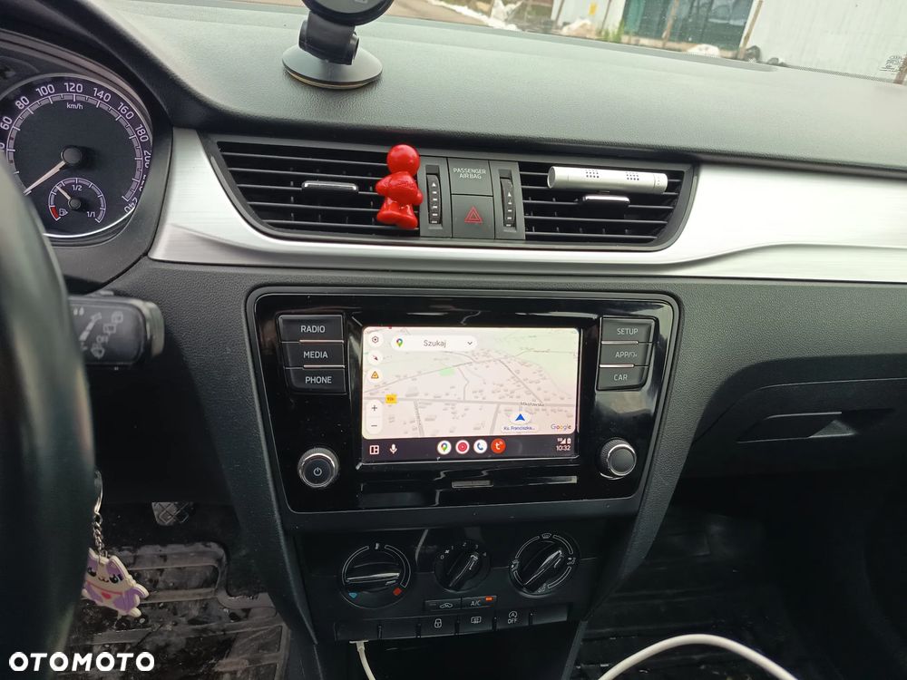 Skoda RAPID Spb 1.6 TDI DPF Ambition - 9