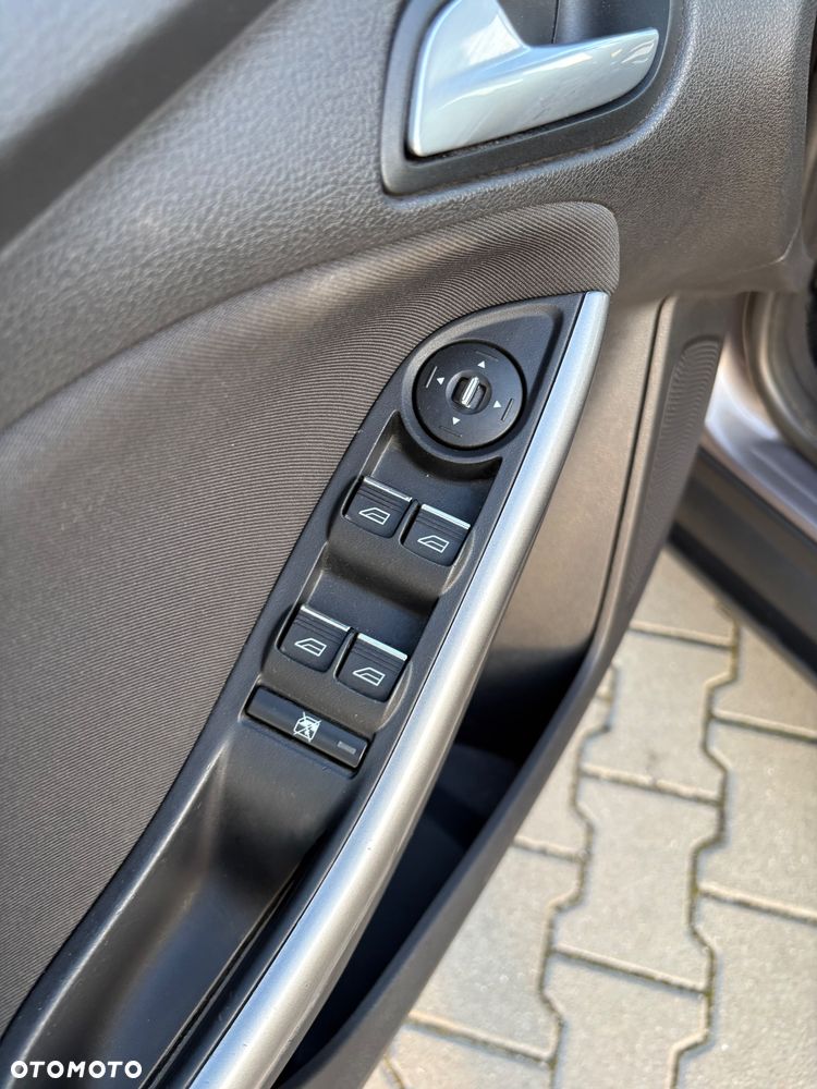 Ford Focus - 15