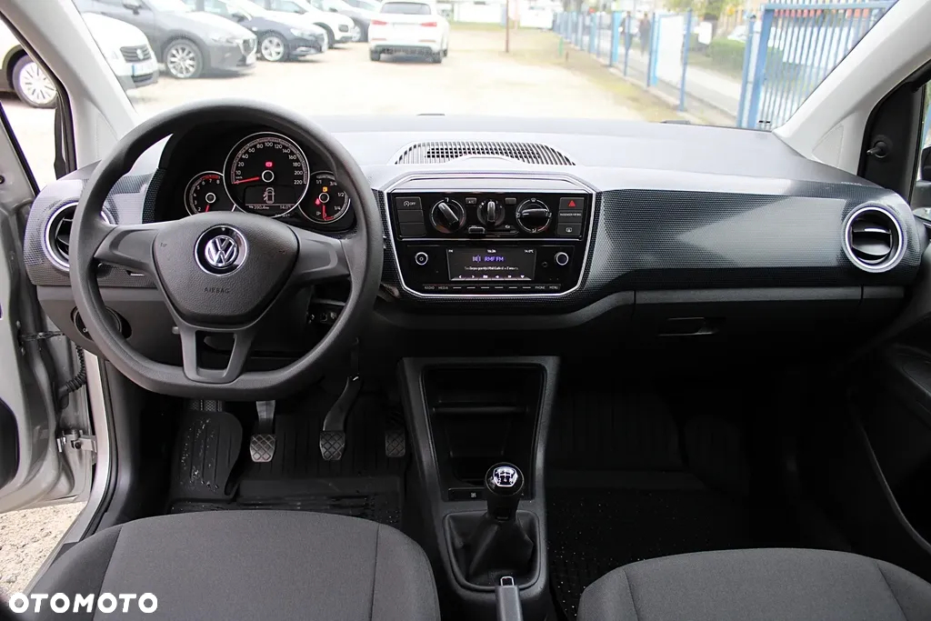 Volkswagen up! (BlueMotion Technology) sound - 15