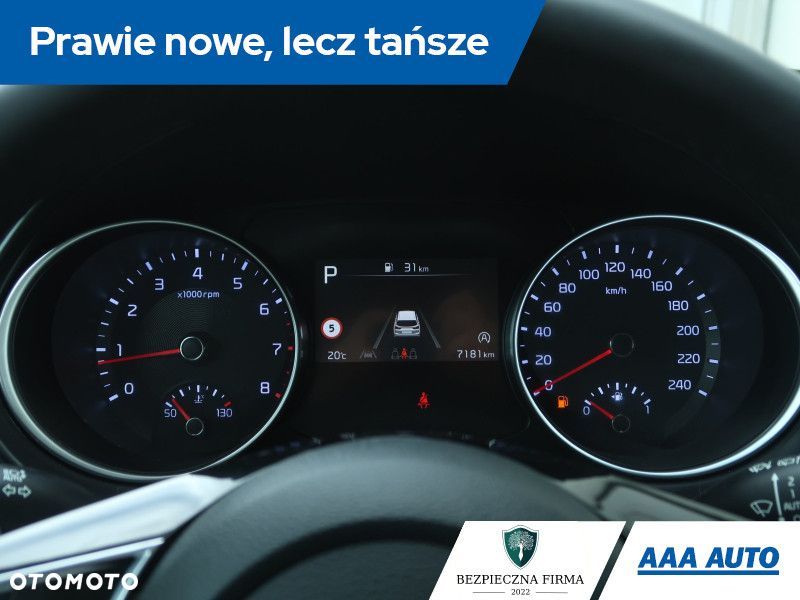 Kia Ceed - 13