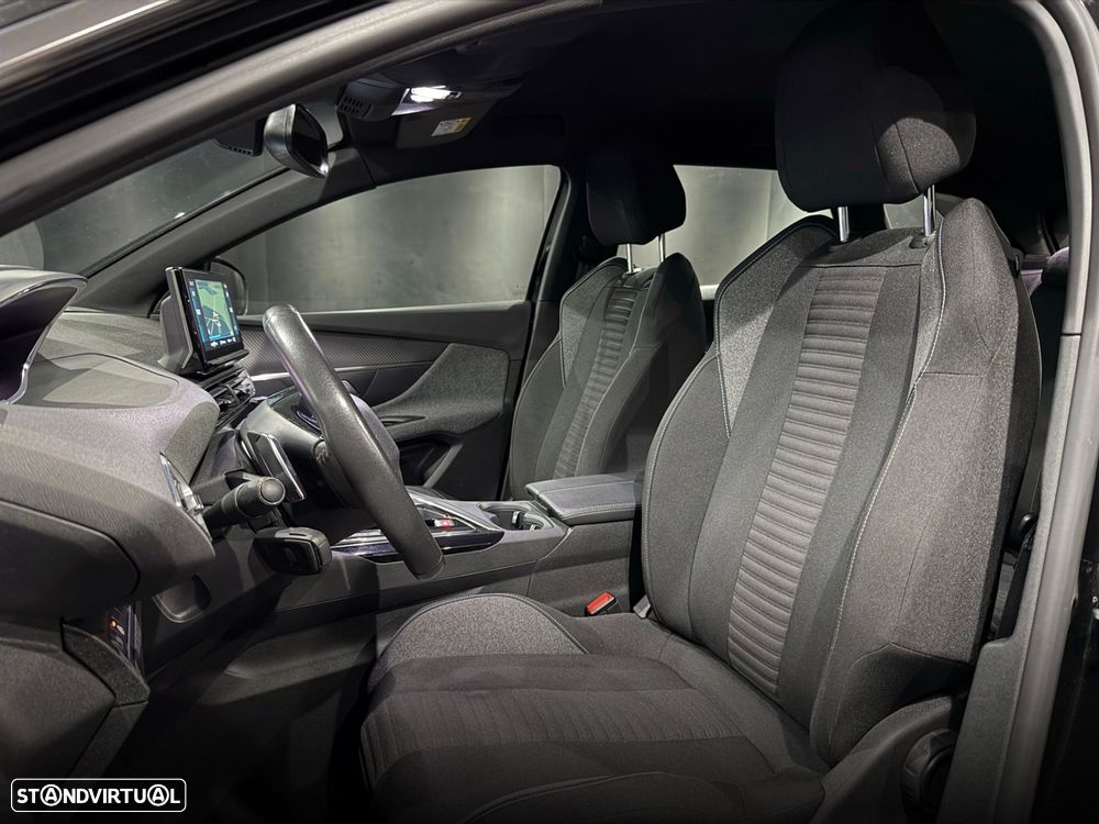 Peugeot 3008 1.5 BlueHDi Allure EAT8 - 14