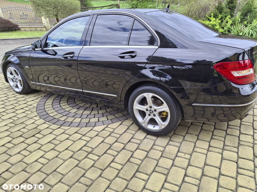 Mercedes-Benz Klasa C 180 BlueEFFICIENCY 7G-TRONIC Avantgarde - 8