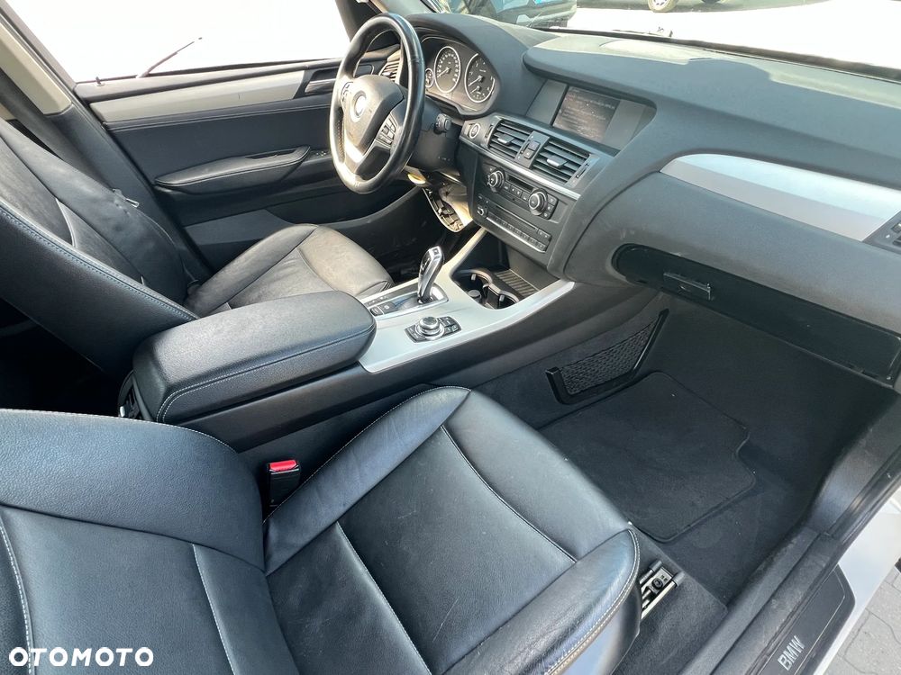 BMW X3 xDrive20d - 9