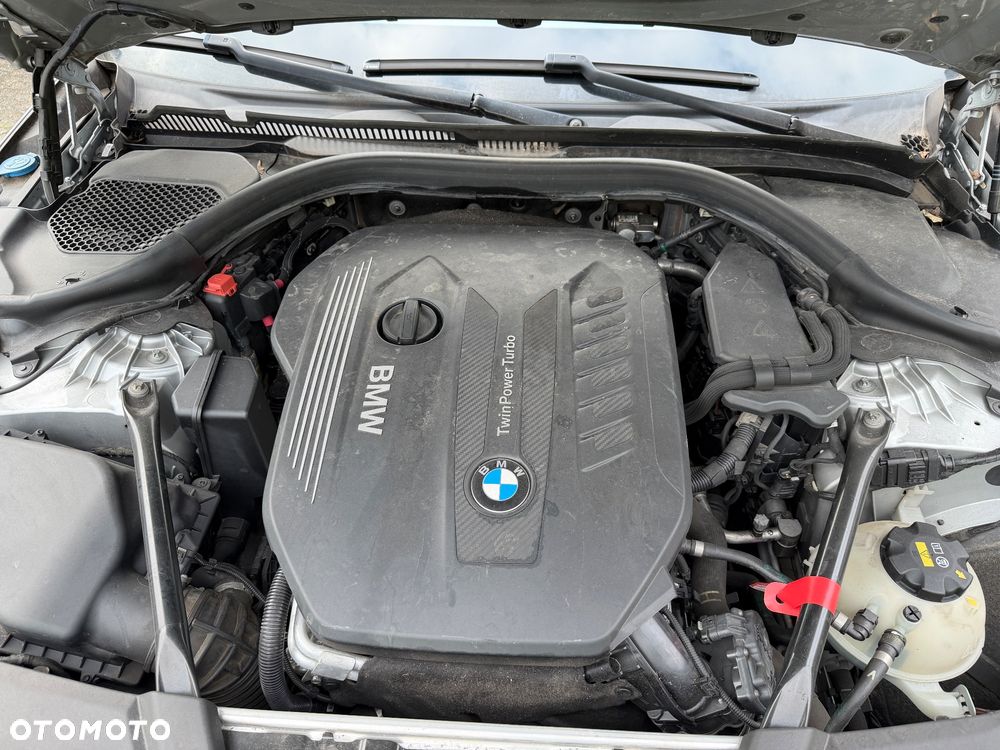 BMW Seria 5 - 36