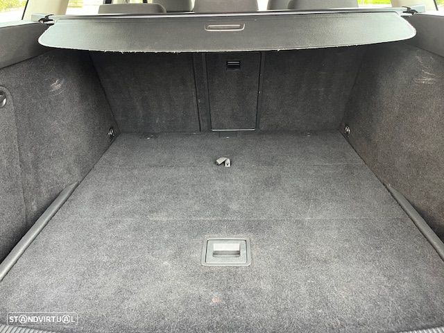 VW Golf Variant 1.6 TDi Confortline - 27