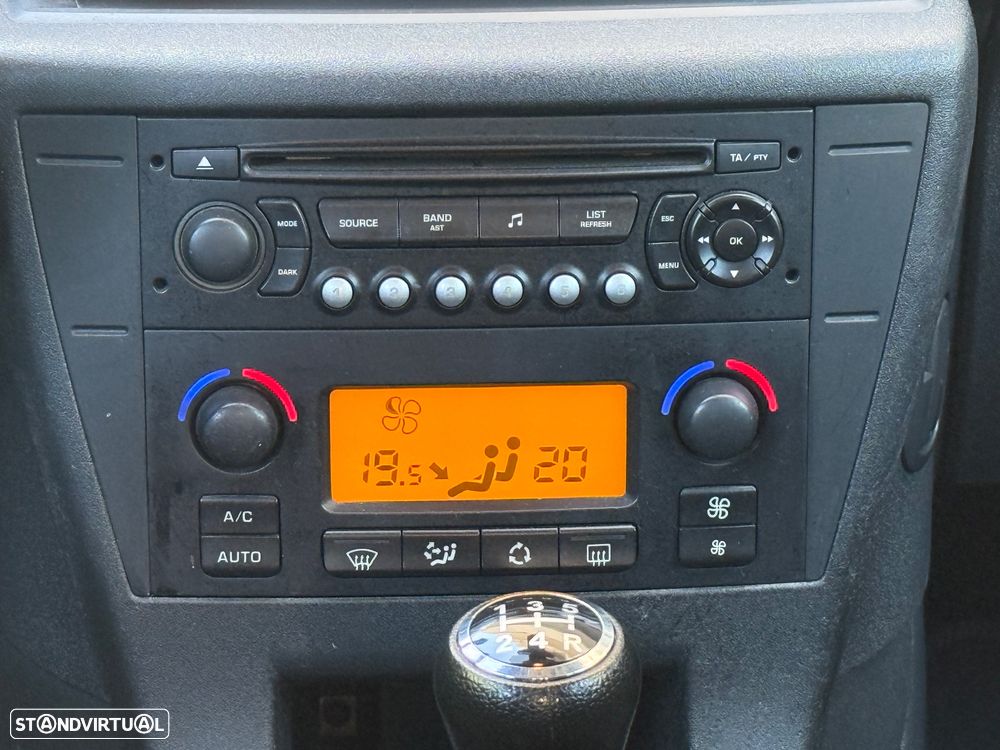 Citroën C4 1.6 HDi 110 SX Pack - 7