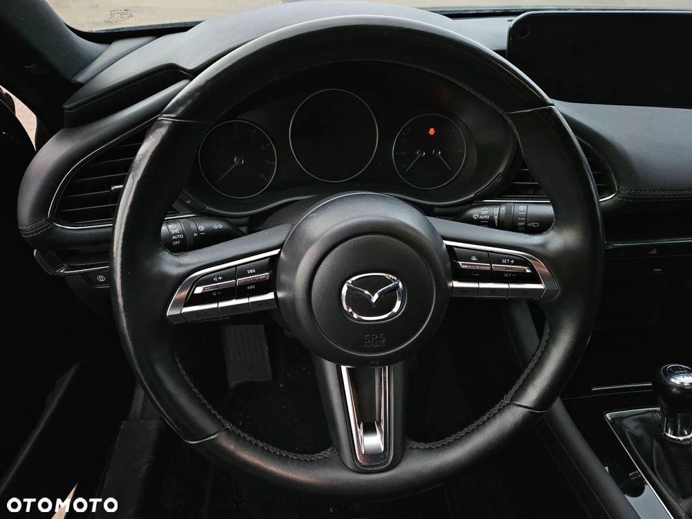 Mazda 3 e-SKYACTIV-G 122 M HYBRID EXCLUSIVE-LINE - 26