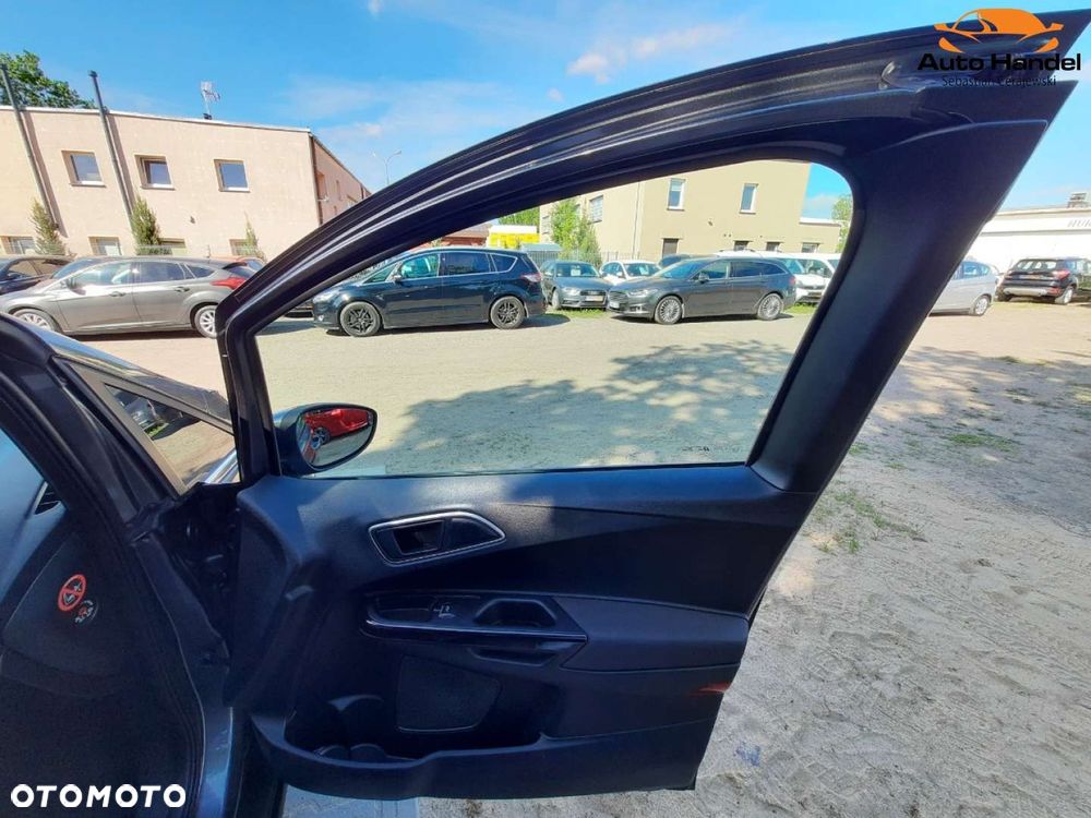 Ford B-MAX - 34