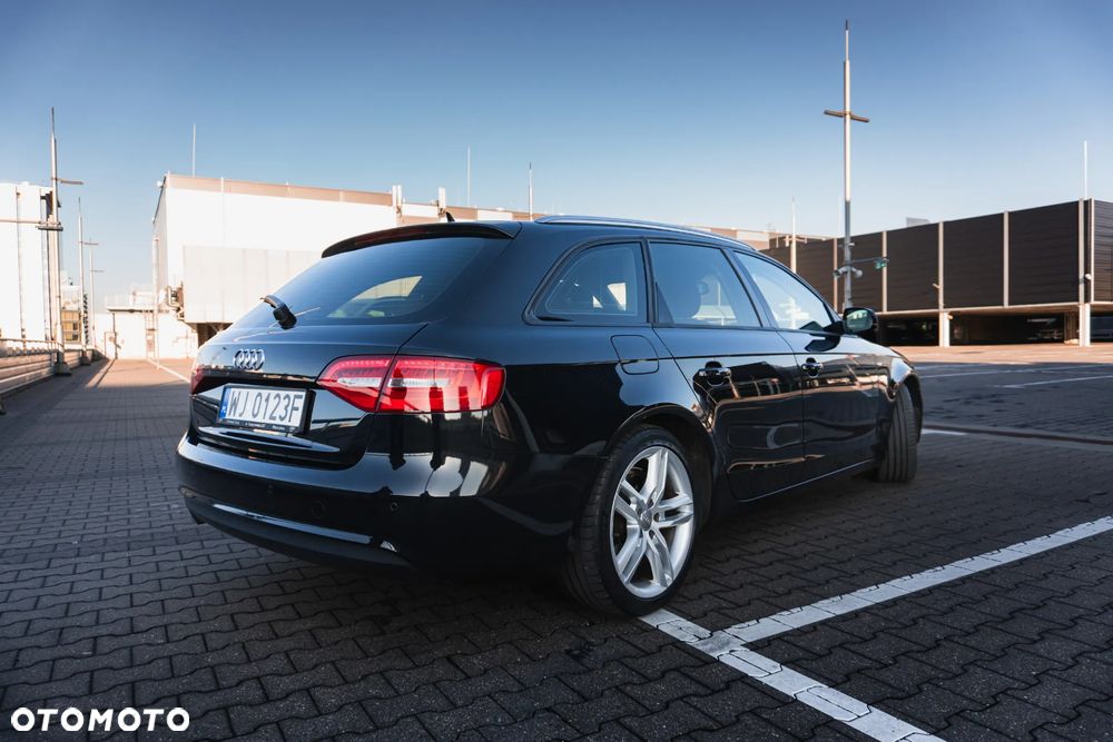 Audi A4 Avant 2.0 TDI DPF Attraction - 11
