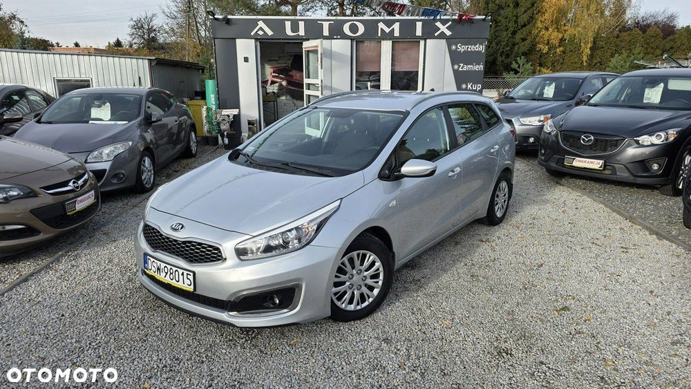 Kia Ceed - 4