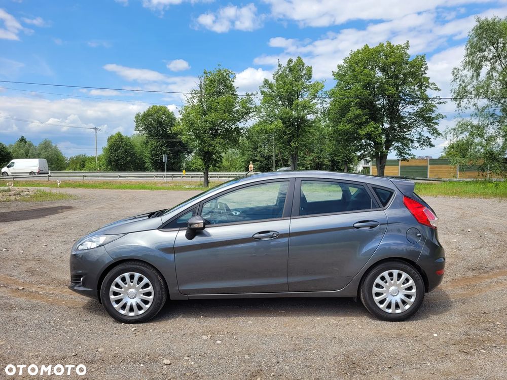 Ford Fiesta - 2