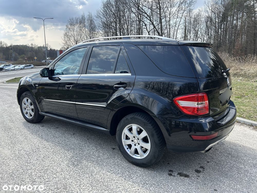 Mercedes-Benz ML 300 CDI 4Matic 7G-TRONIC DPF BlueEFFICIENCY - 15