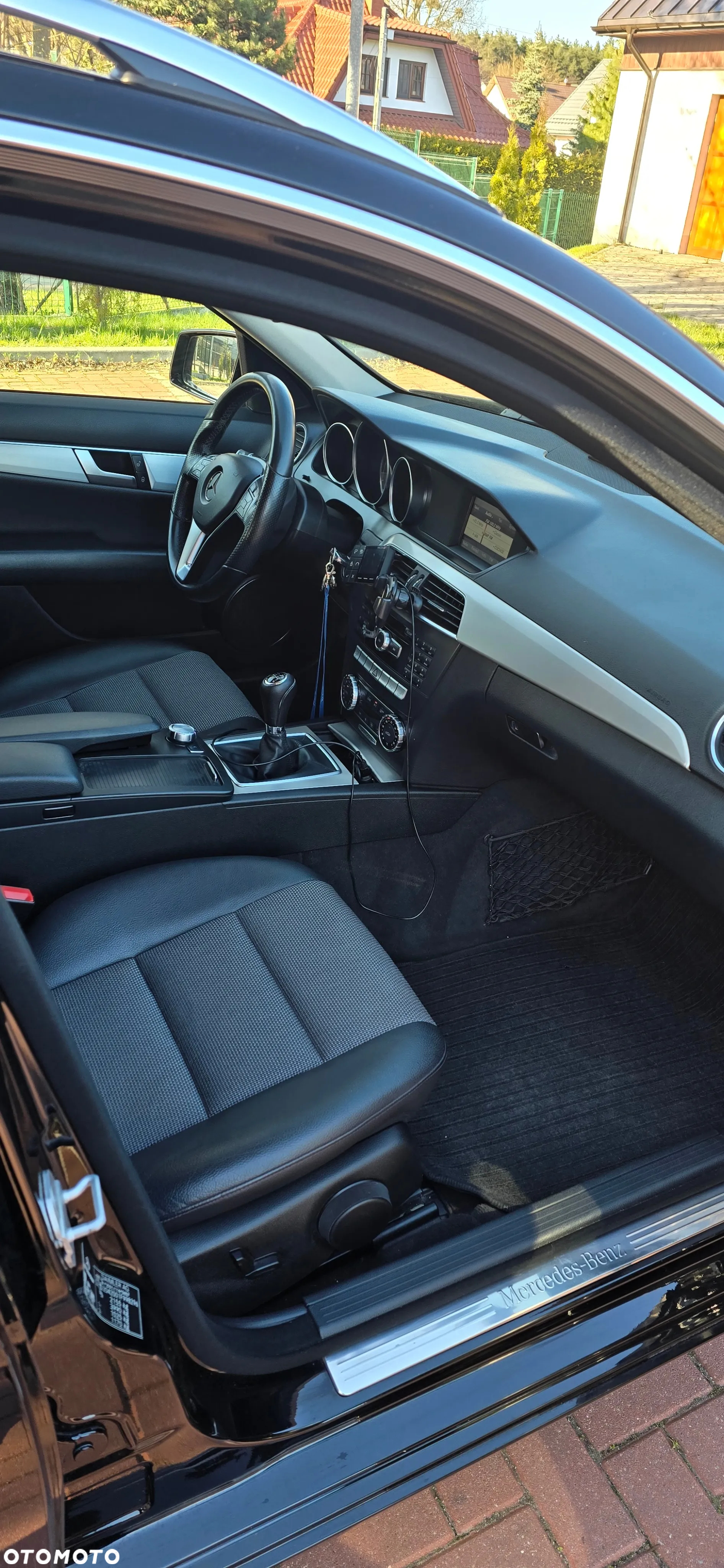 Mercedes-Benz Klasa C 200 CDI BlueEff Avantgarde - 9