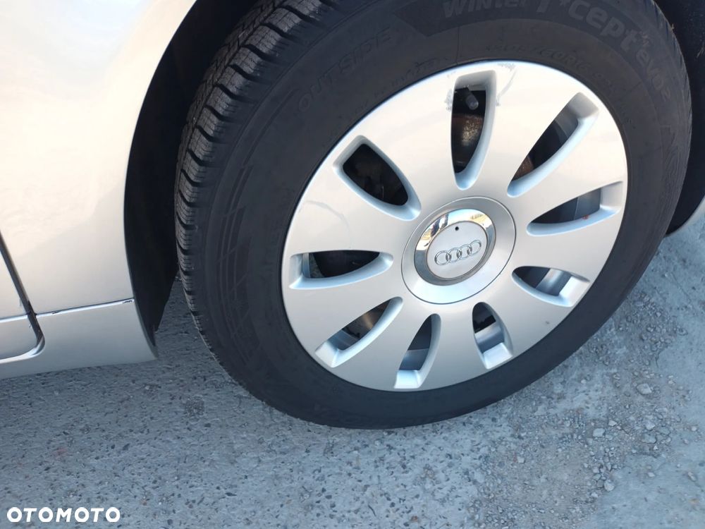 Audi A4 Limousine 2006 photo 4