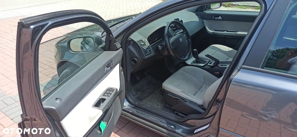 Volvo S40 2.0D - 7