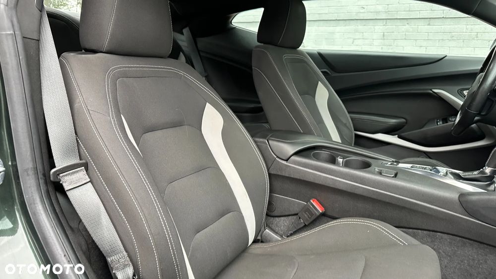 Chevrolet Camaro 3.6 V6 Coupe 2LT - 21