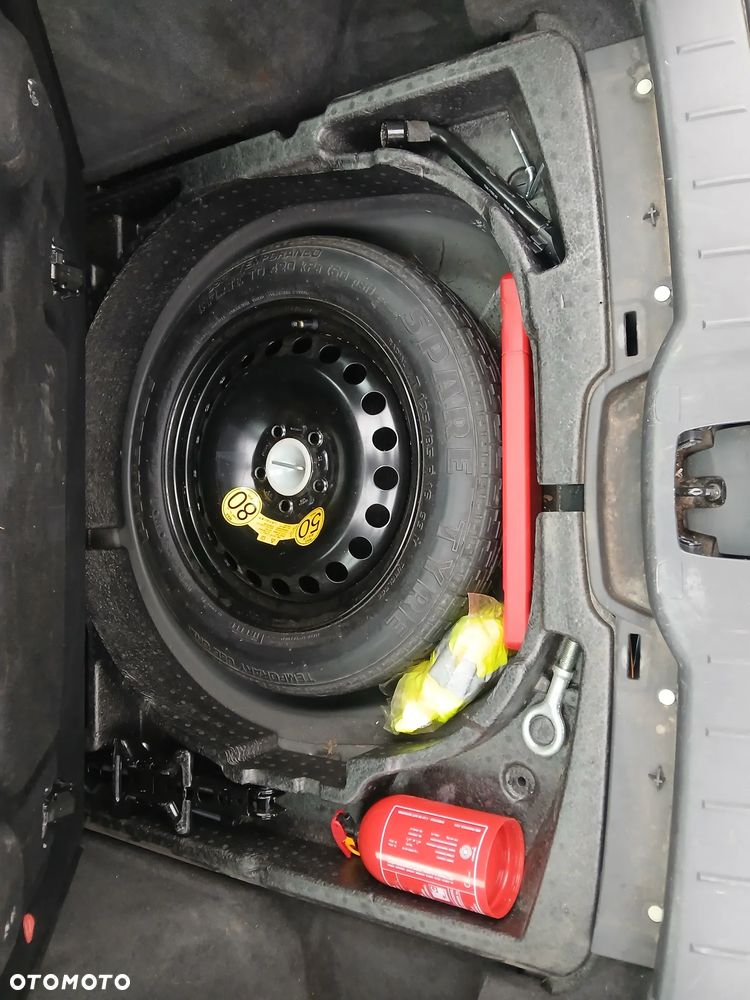 Volvo V50 1.8 Kinetic - 13