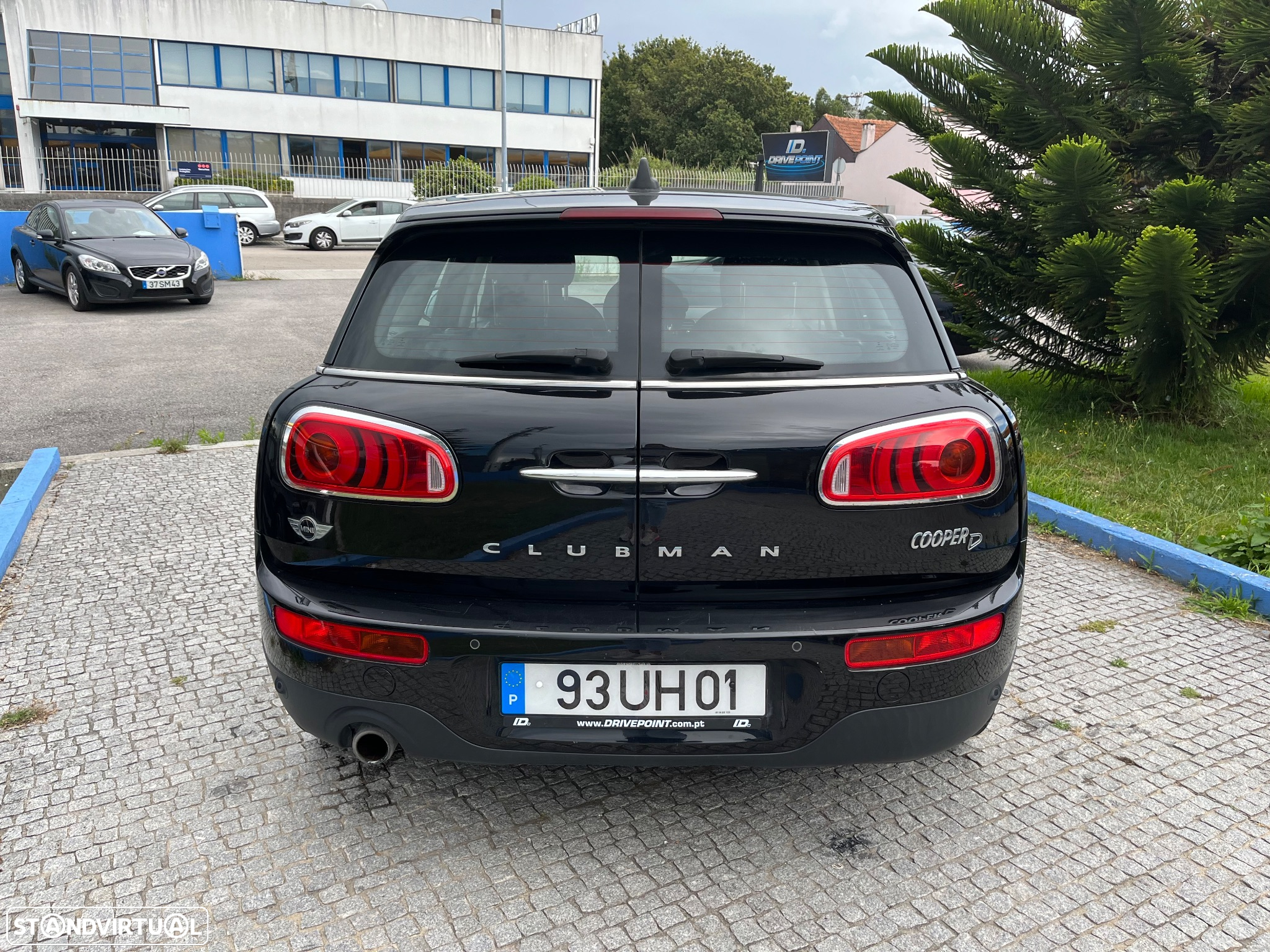 MINI Clubman Cooper D - 11