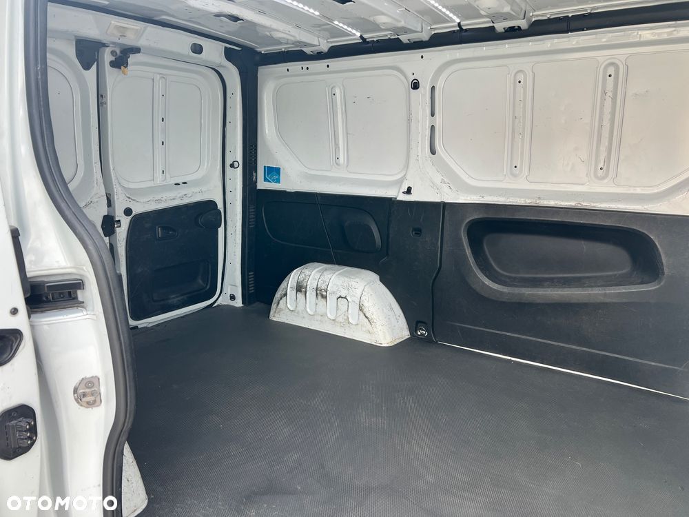 Renault Trafic - 8