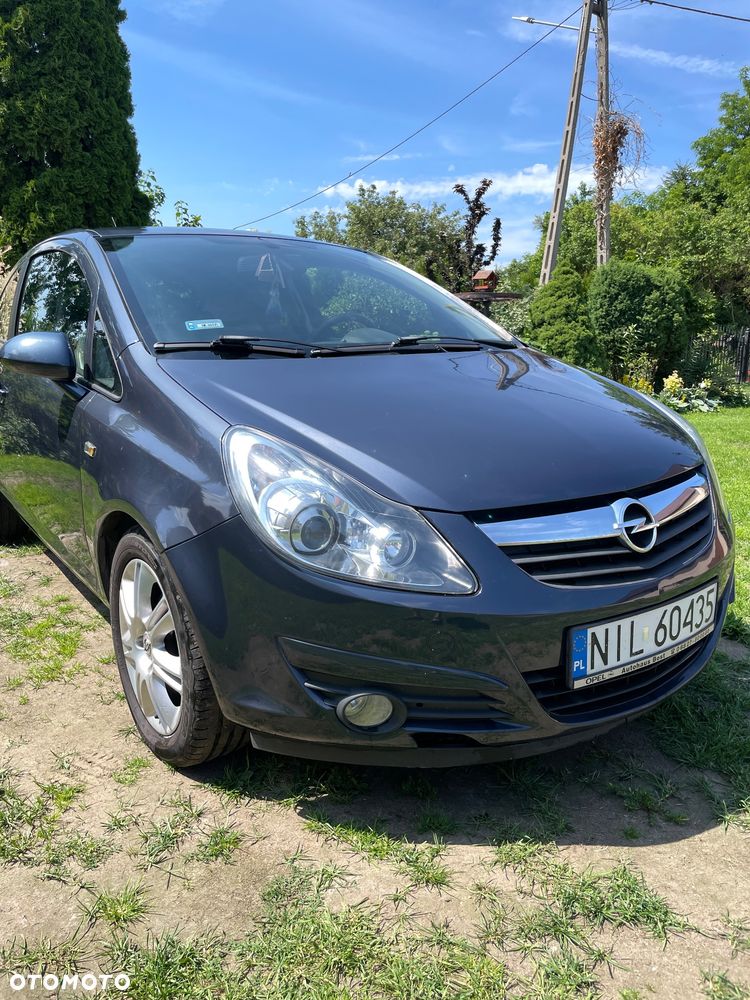 Opel Corsa 1.4 16V Cosmo - 3