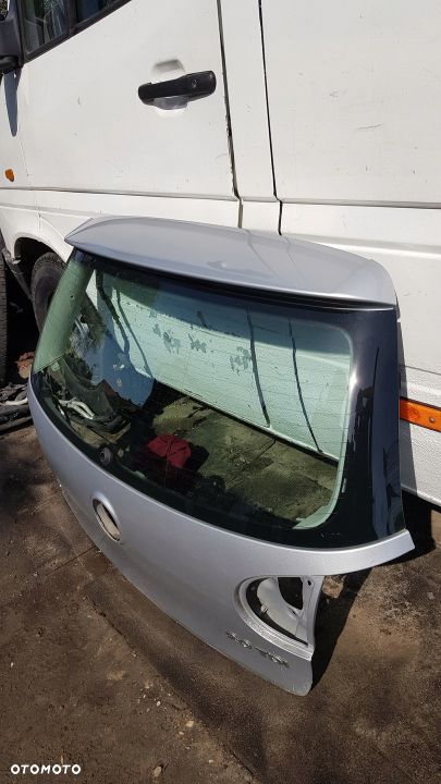 klapa szyba bagażnika VW Golf V LA7W - 2