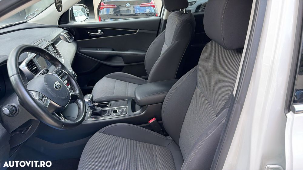 Kia Sorento 2.2 CRDi AWD Aut. Edition 7 - 9
