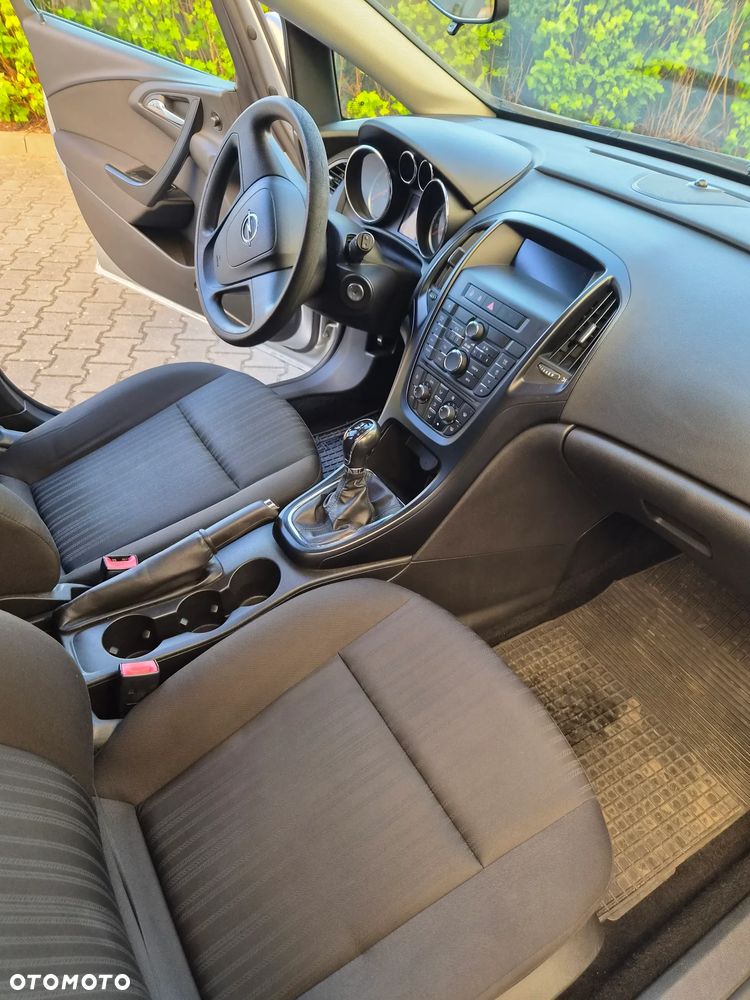 Opel Astra 1.7 CDTI Enjoy - 10
