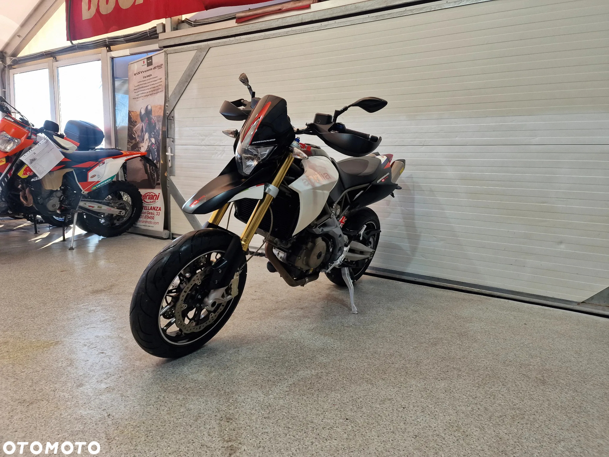 Aprilia Dorsoduro - 19
