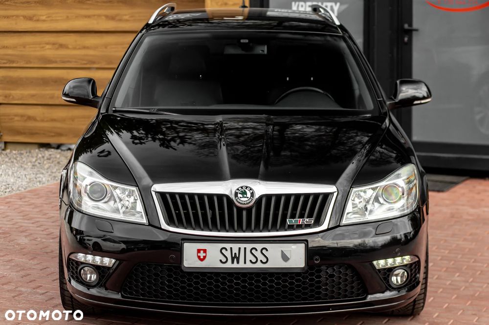 Skoda Octavia 2.0 TFSI RS DSG - 4