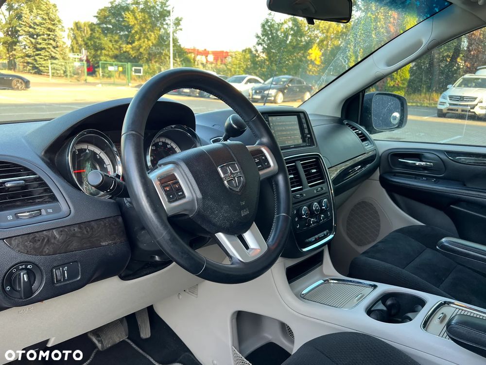 Dodge Grand Caravan 3.6 Express - 11