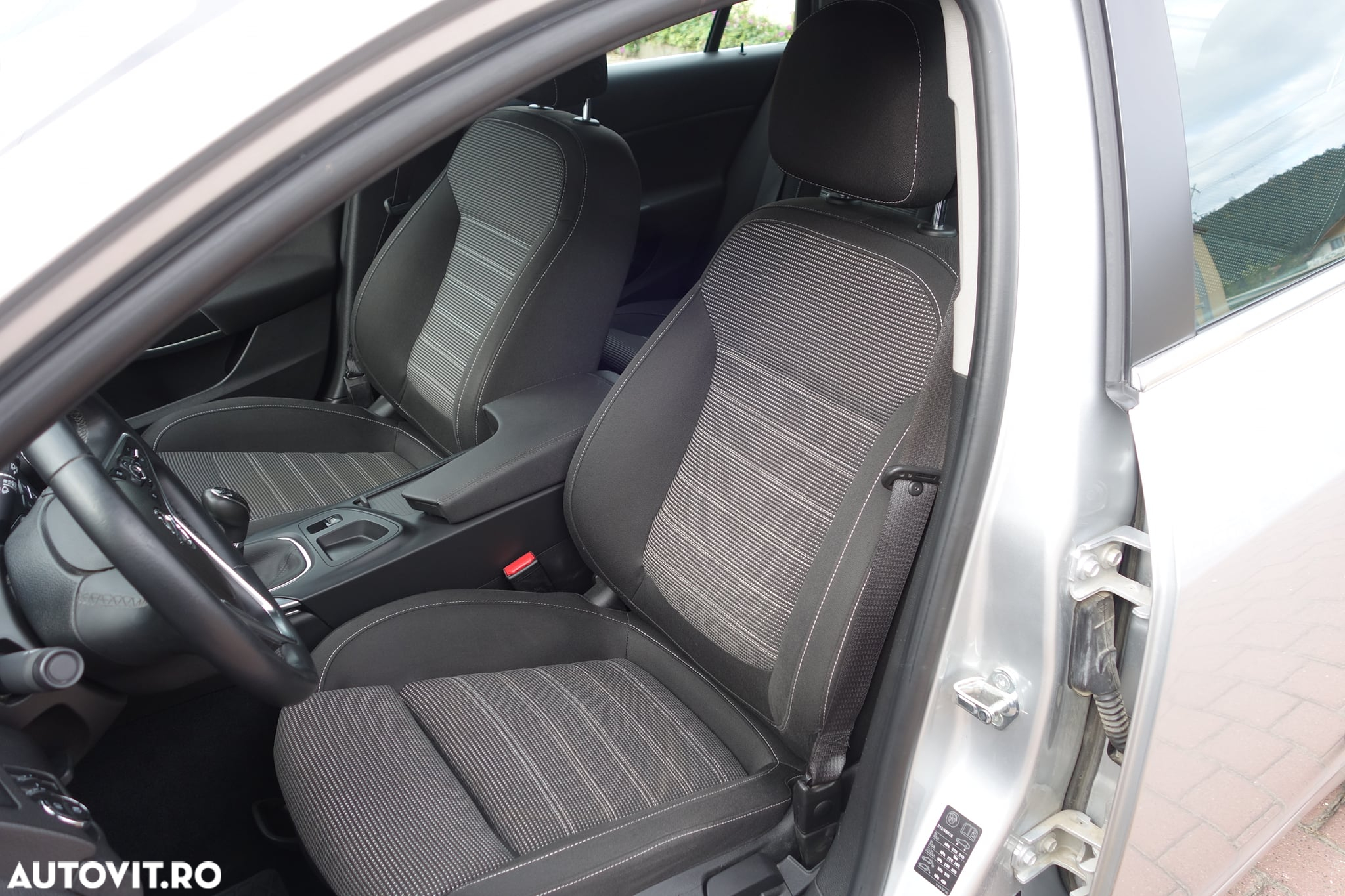 Opel Insignia 1.6 CDTI ECOTEC ECOFlex Start/Stop - 36