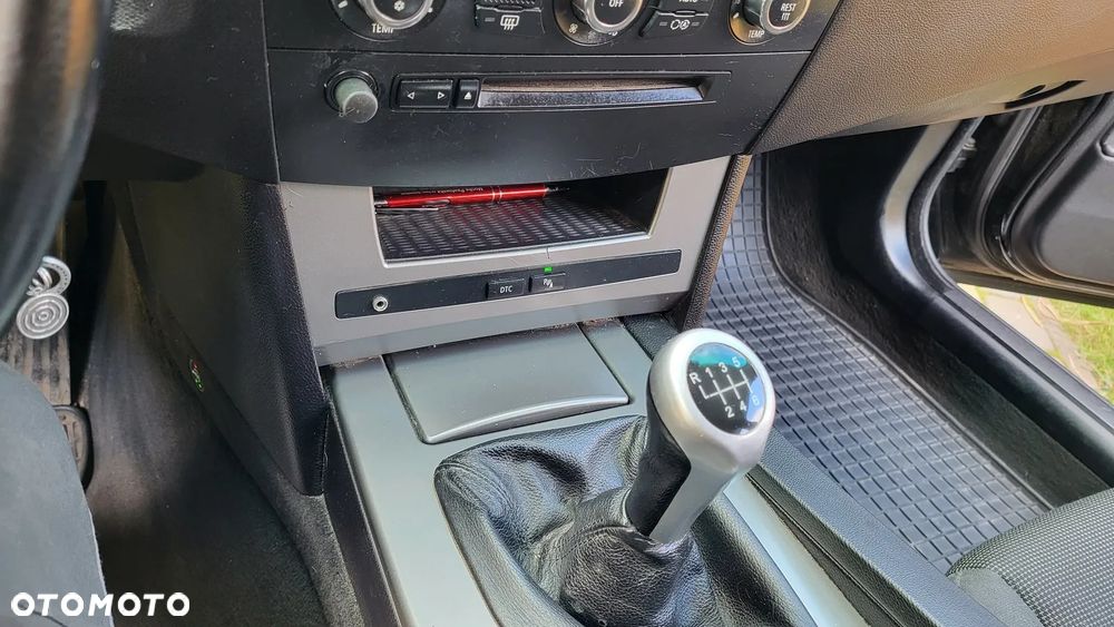 BMW Seria 5 530i - 23