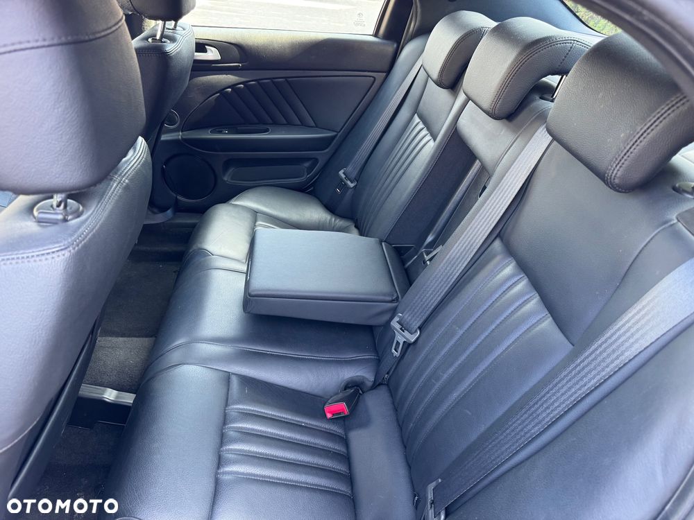 Alfa Romeo 159 2.0 JTDM 16V DPF - 10