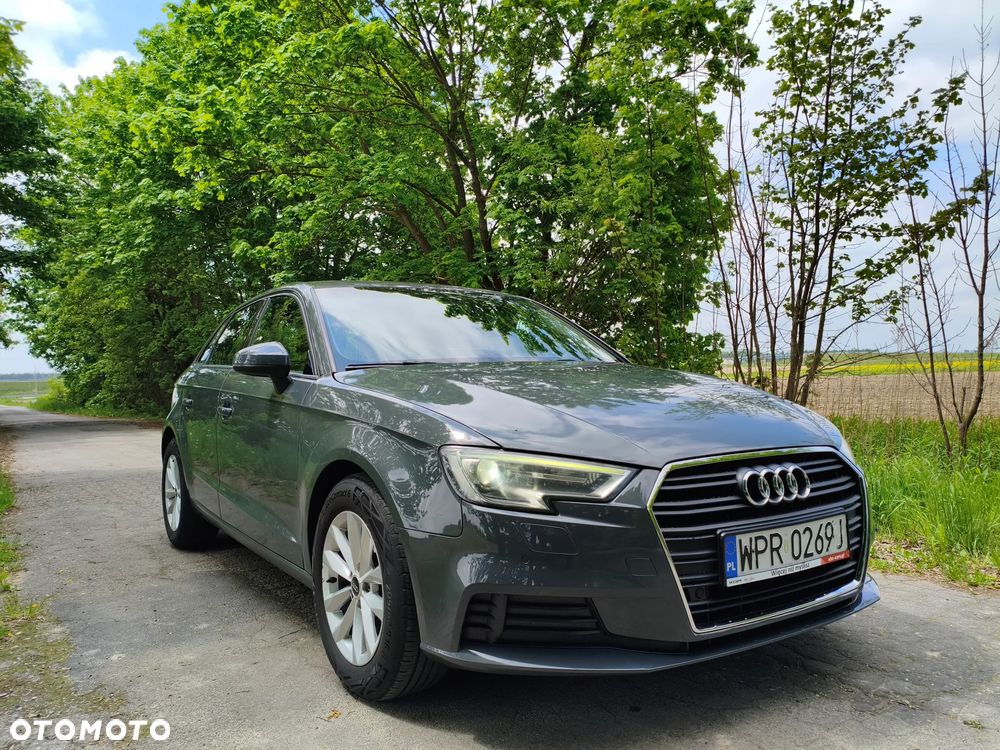 Audi A3 Sportback 35 TFSI S tronic - 1