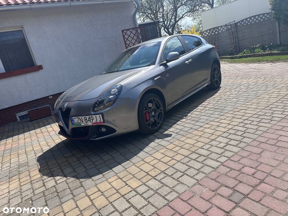 Alfa Romeo Giulietta 1.6 JTDM - 5