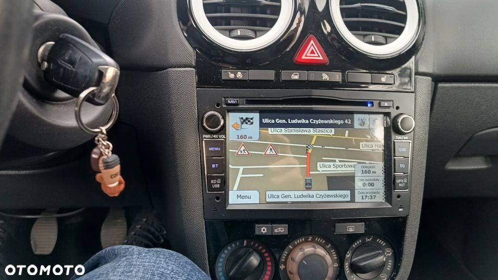 Opel Corsa 1.4 16V Limited Edition - 37