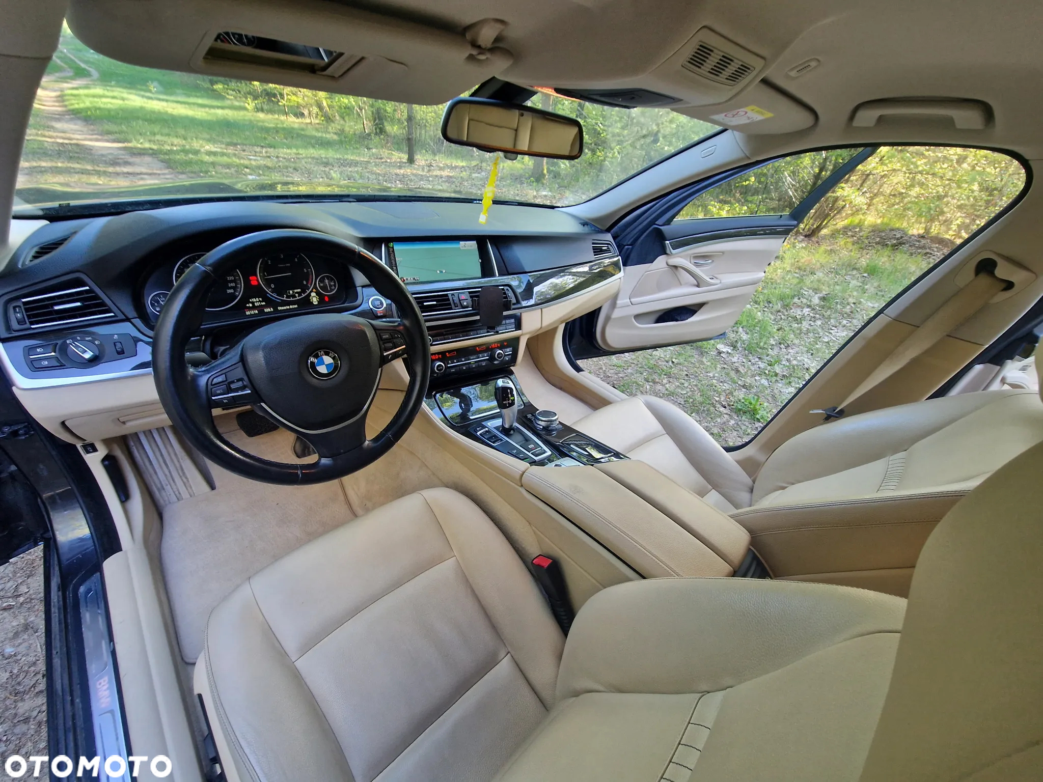 BMW Seria 5 520d Luxury Line sport - 27