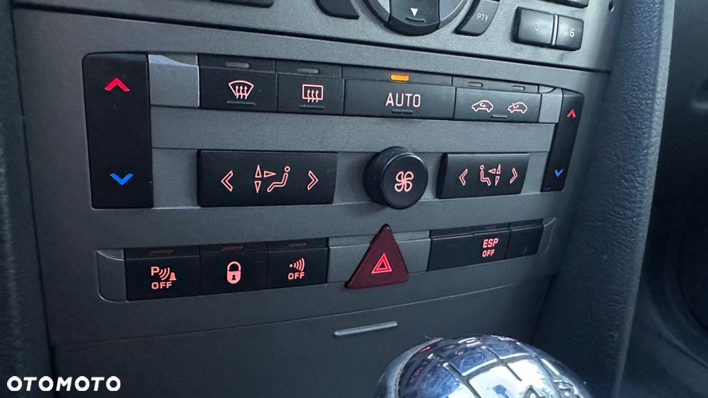 Peugeot 407 1.6 HDI Premium Grand Prix - 16